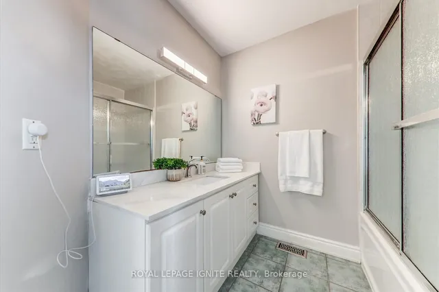 Additional image 13 of 11 Magnum Way