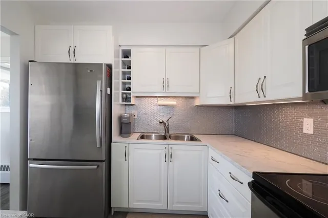 Additional image 20 of 24 Midland Dr Unit 406