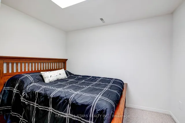 Additional image 30 of 8A Ruthven Pl