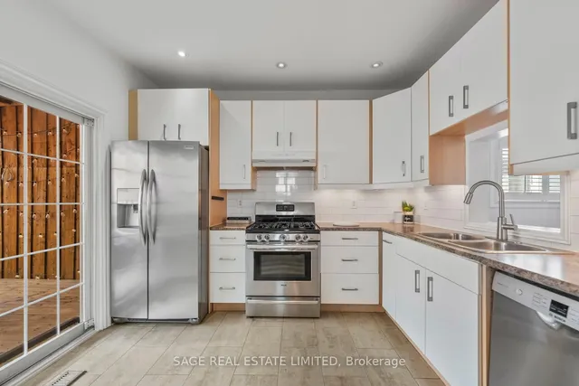 Additional image 10 of 79 Pitt Ave