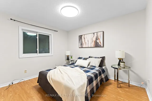 Additional image 21 of 26 Woolwich St