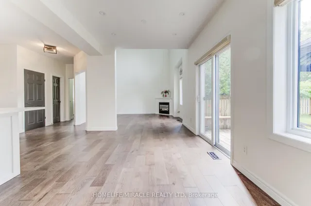 Additional image 15 of 124 Winding Wood Cres