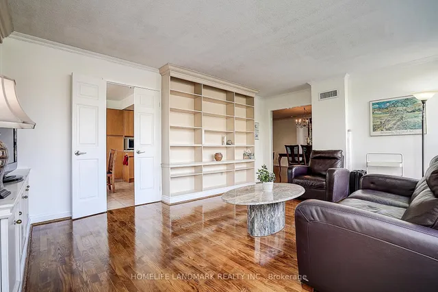 Additional image 20 of 130 Carlton St Unit 503