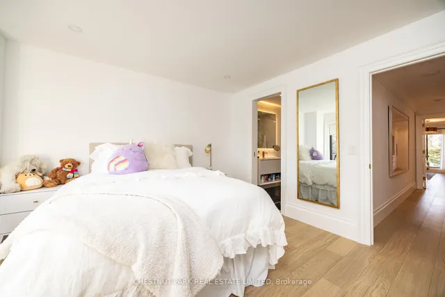 Additional image 26 of 414 Bedford Park Ave