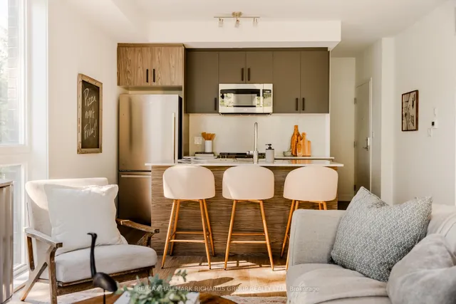 Additional image 3 of 35 Birchcliff Ave Unit 52