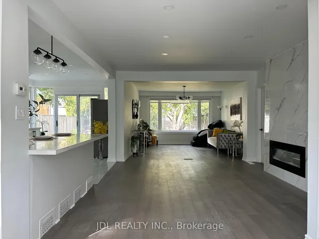 Additional image 3 of 18 Cadillac Ave Ave