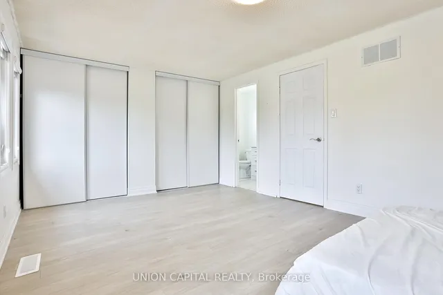 Additional image 19 of 72 Bushmills Sq