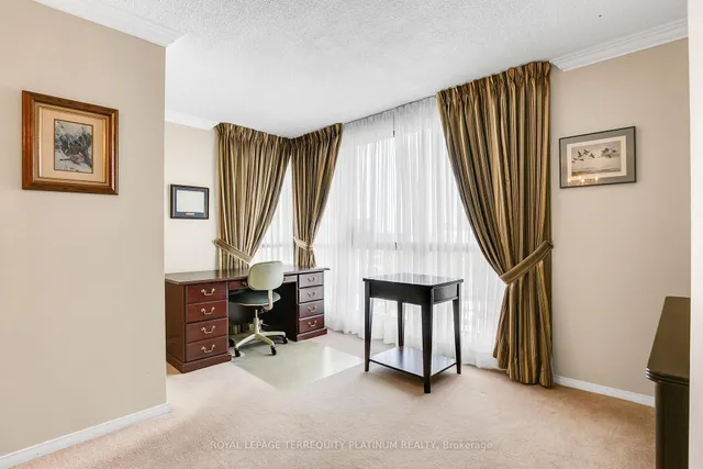 Additional image 17 of 3 Concorde Pl Unit 1202