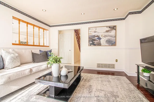 Additional image 3 of 63 Holmbush Cres