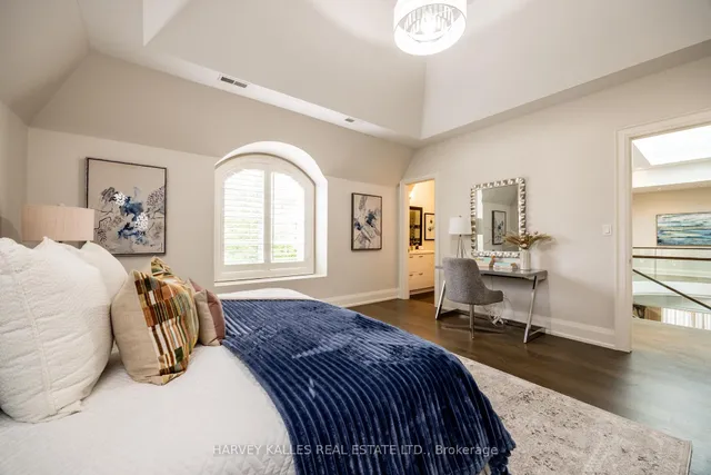 Additional image 35 of 14 Sulgrave Cres