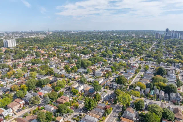 Additional image 43 of 206 Woodmount Ave