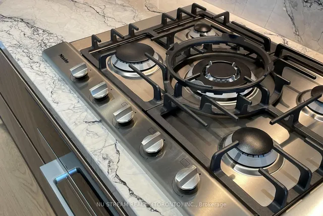 Additional image 33 of 2 Forest Hill Rd Unit 602