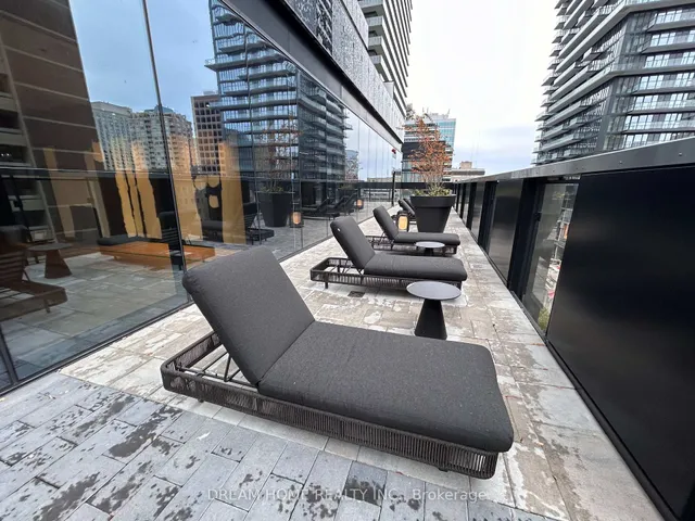 Additional image 25 of 55 Charles St Unit 1413