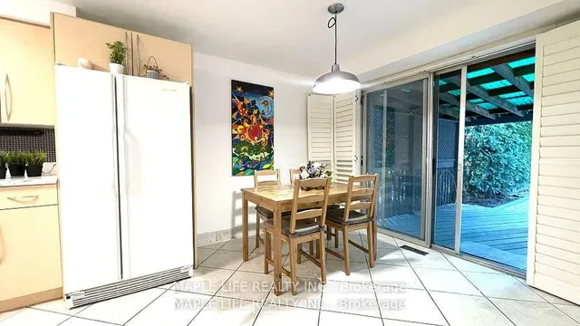 Additional image 5 of 100 Wickson Tr