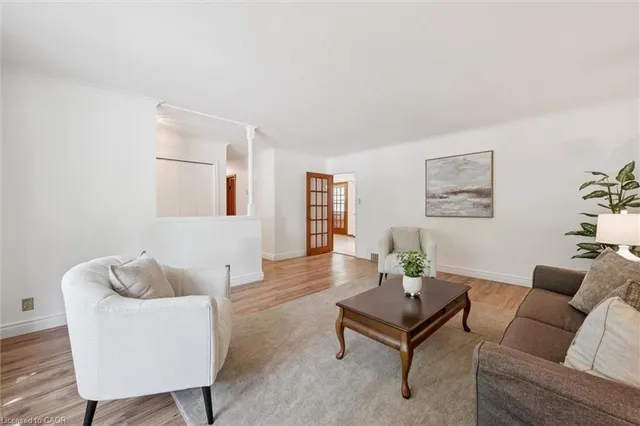 Additional image 8 of 34 Graystone Ave