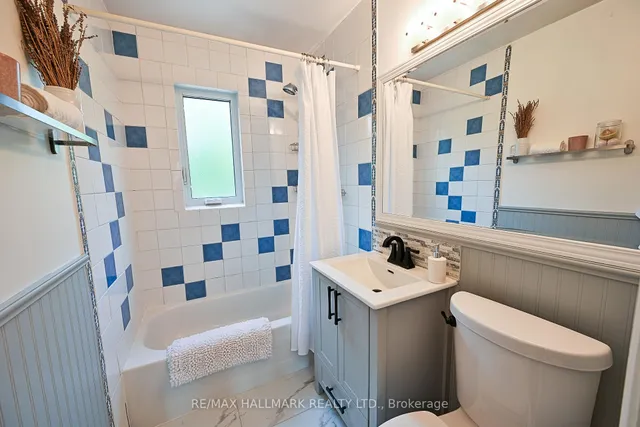 Additional image 19 of 3318 Bathurst St