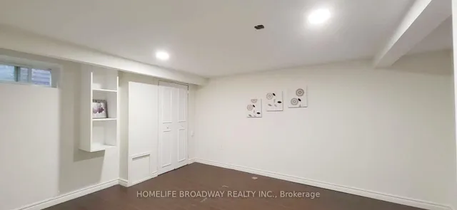 Additional image 30 of 53 Marblemount Cres