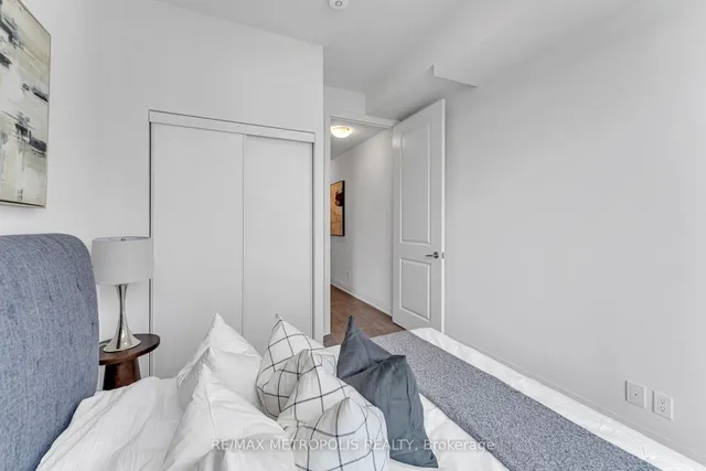 Additional image 30 of 10 Meadowglen Pl Unit 403