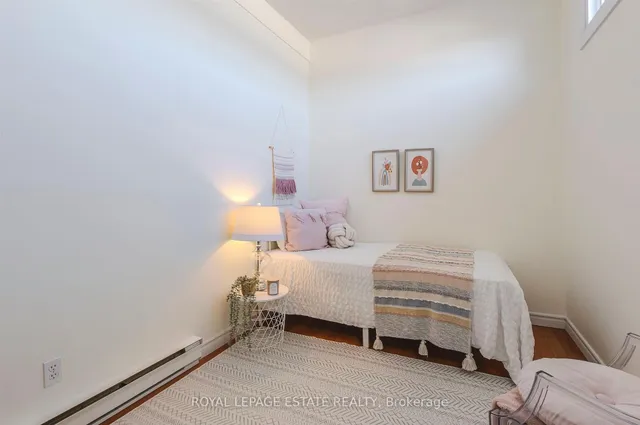 Additional image 25 of 1209 Queen St Unit 32