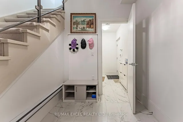 Additional image 42 of 29 Queens Quay Unit Th127