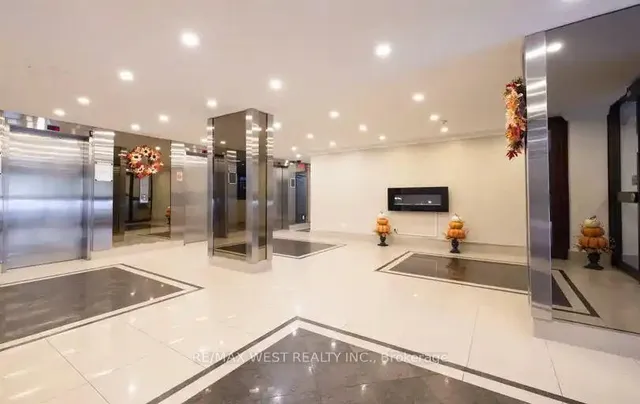 Additional image 7 of 85 Emmett Ave Unit 1405