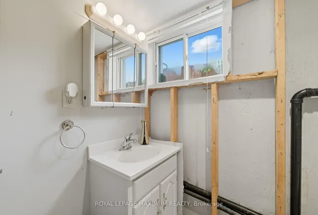 Additional image 41 of 36 Boarhill Dr