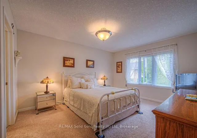 Additional image 16 of 970 Zeller Cres