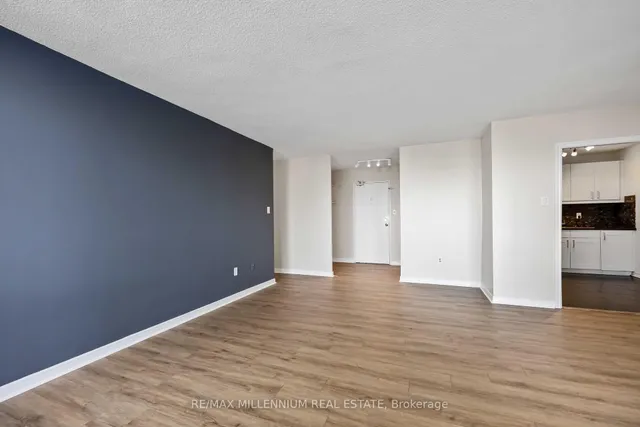 Additional image 24 of 362 The East Mall Unit 1907