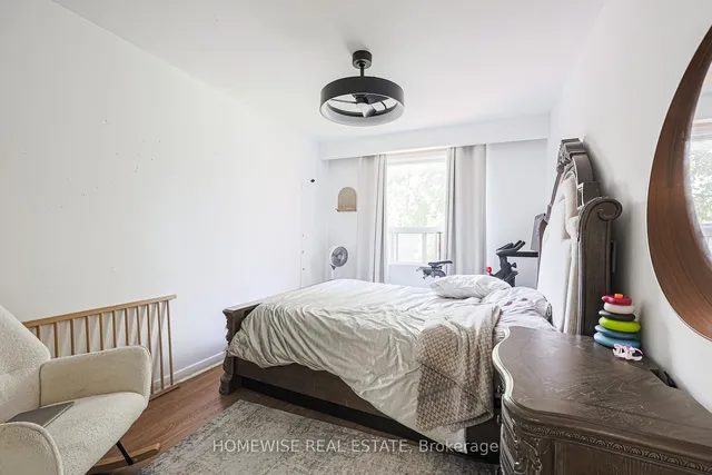 Additional image 12 of 4 Lanark Ave