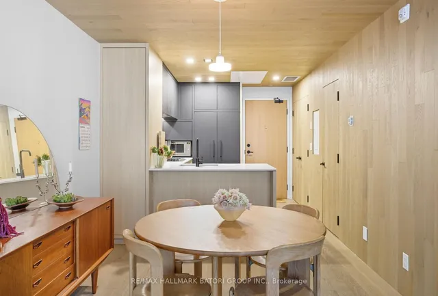 Additional image 7 of 45 Dovercourt Rd Unit 301