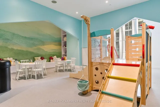 Additional image 43 of 11 Yorkville Ave Unit 2113