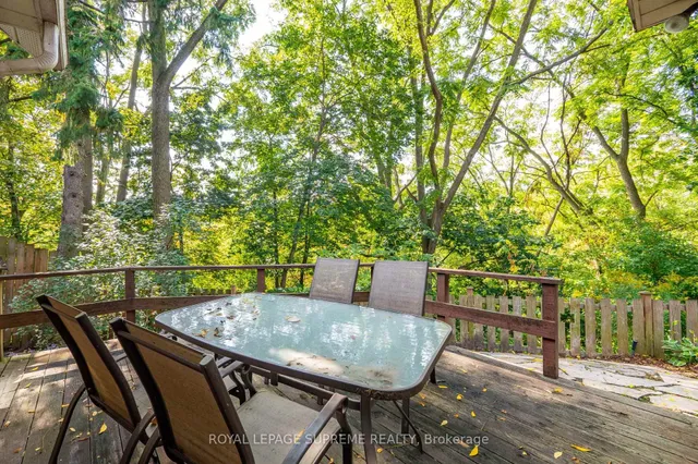 Additional image 45 of 10 King Street Cres