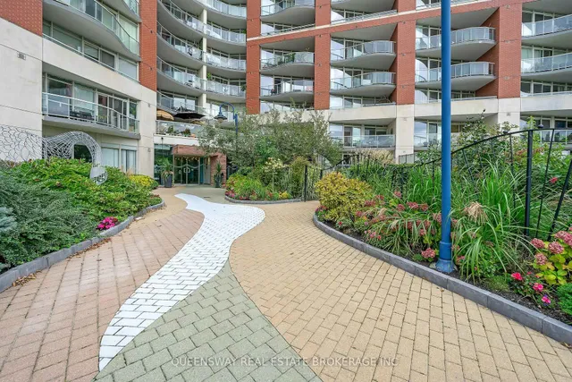 Additional image 3 of 550 Queens Quay Unit 429