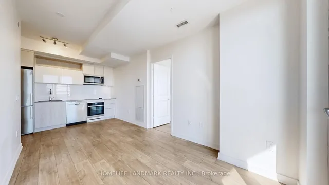 Additional image 46 of 100 Dalhousie St Unit PH04