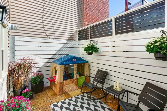 Additional image 20 of 13 Archgate Lane