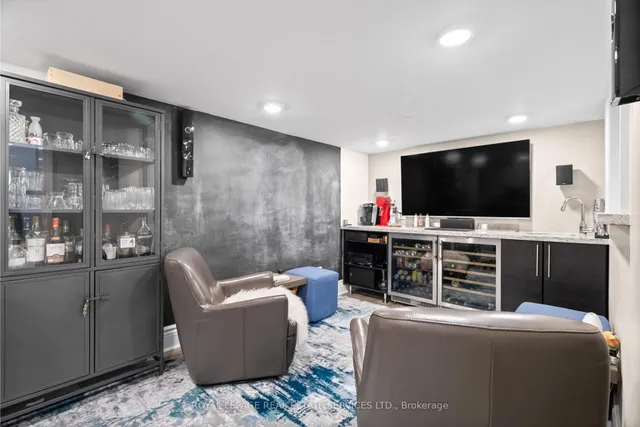 Additional image 40 of 132 Strath Ave