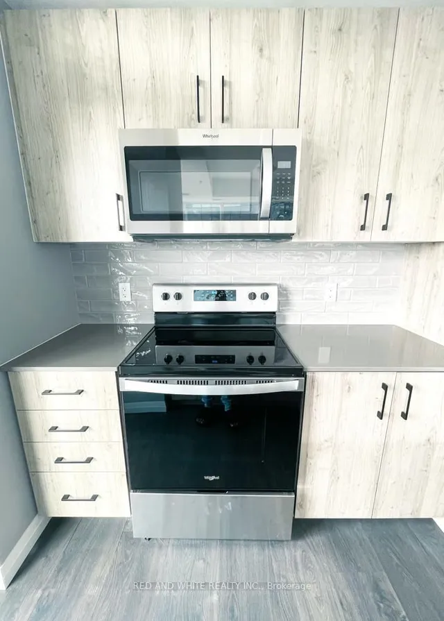 Additional image 23 of 108 Garment St Unit 605