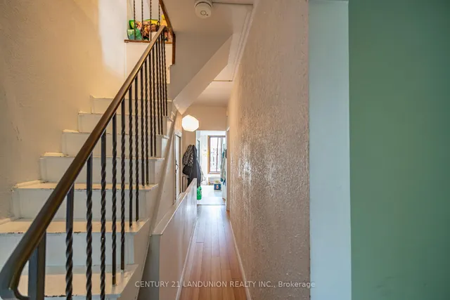 Additional image 21 of 133 Galt Ave