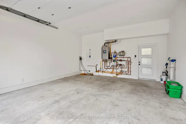 Additional image 38 of 43 Summerhill Ave