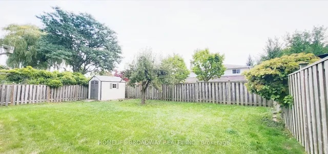 Additional image 33 of 53 Marblemount Cres