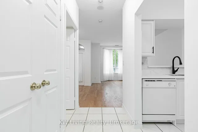 Additional image 5 of 5039 Finch Ave Unit TH02