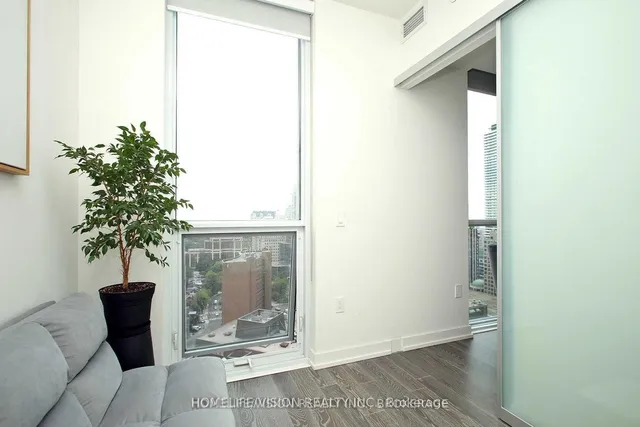 Additional image 14 of 1 Yorkville Ave Unit 2009