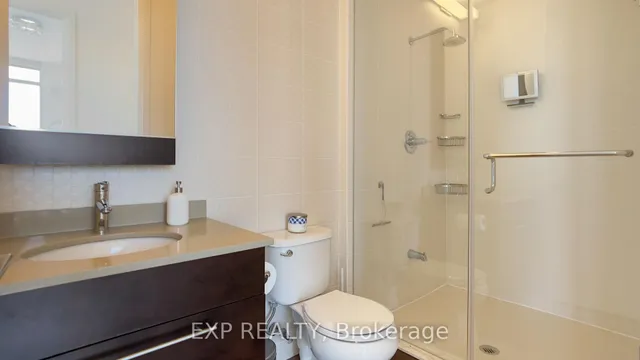 Additional image 36 of 500 Sherbourne St Unit 3401