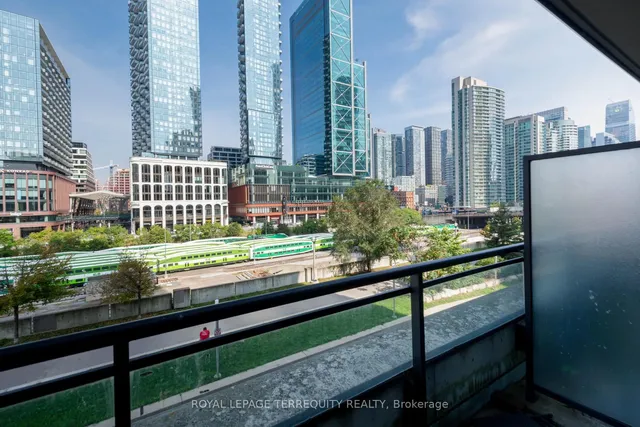 Additional image 30 of 25 Capreol Crt Unit 303