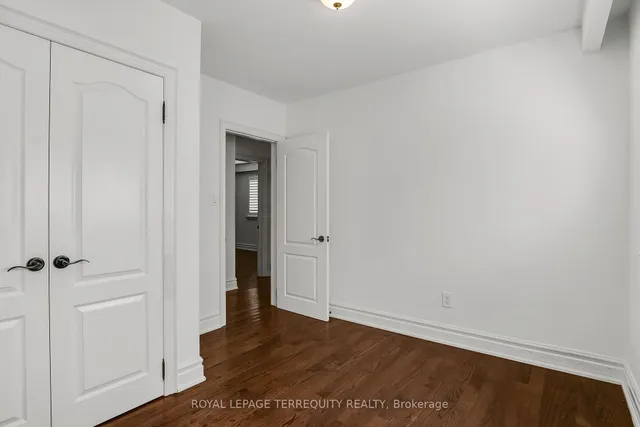 Additional image 17 of 19 Wall Ave