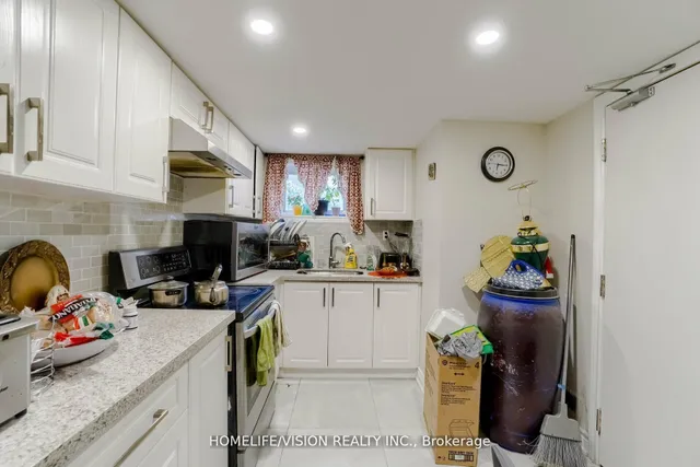 Additional image 35 of 44 Armitage Dr