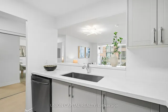 Additional image 11 of 39 PEMBERTON Ave Unit LPH17