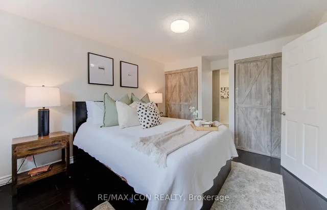 Additional image 20 of 43 Winding Way