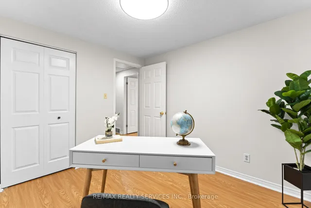 Additional image 24 of 26 Woolwich St
