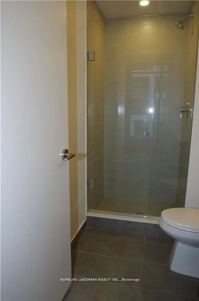 Additional image 18 of 27 BATHURST St Unit 1113